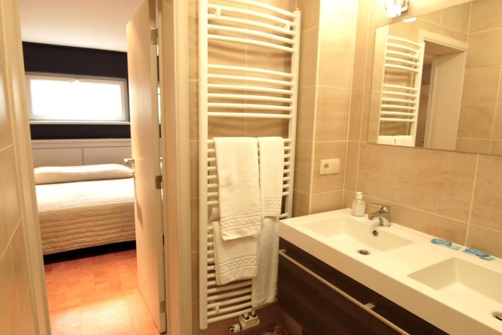 Hotel Le Joli Bois Ватерлоо Номер фото